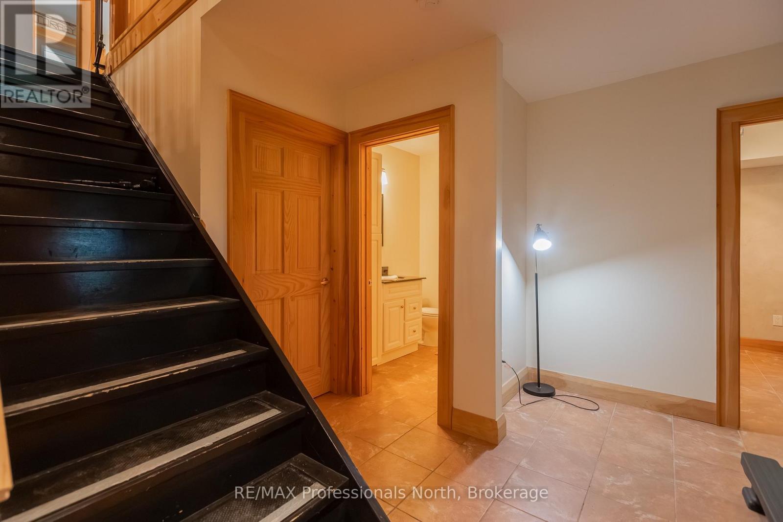 1756 Brunel Road, Huntsville, Ontario  P1H 2J3 - Photo 39 - X13641596
