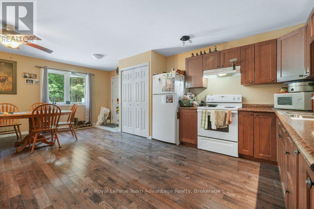 30 Hanna Road, Parry Sound, Ontario  P2A 1R2 - Photo 17 - X13641622