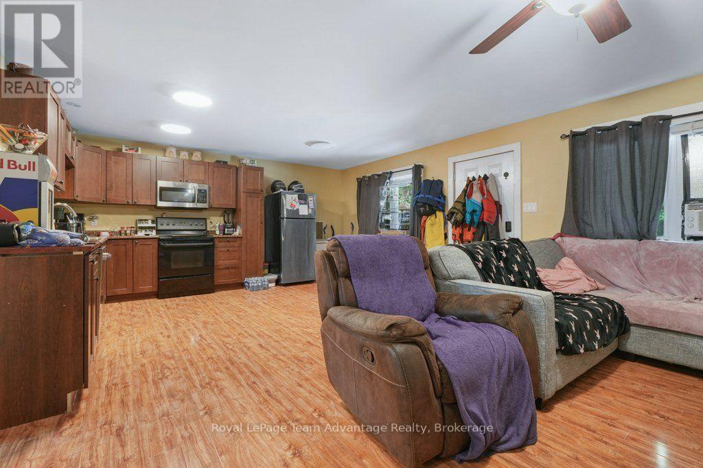 30 Hanna Road, Parry Sound, Ontario  P2A 1R2 - Photo 33 - X13641622
