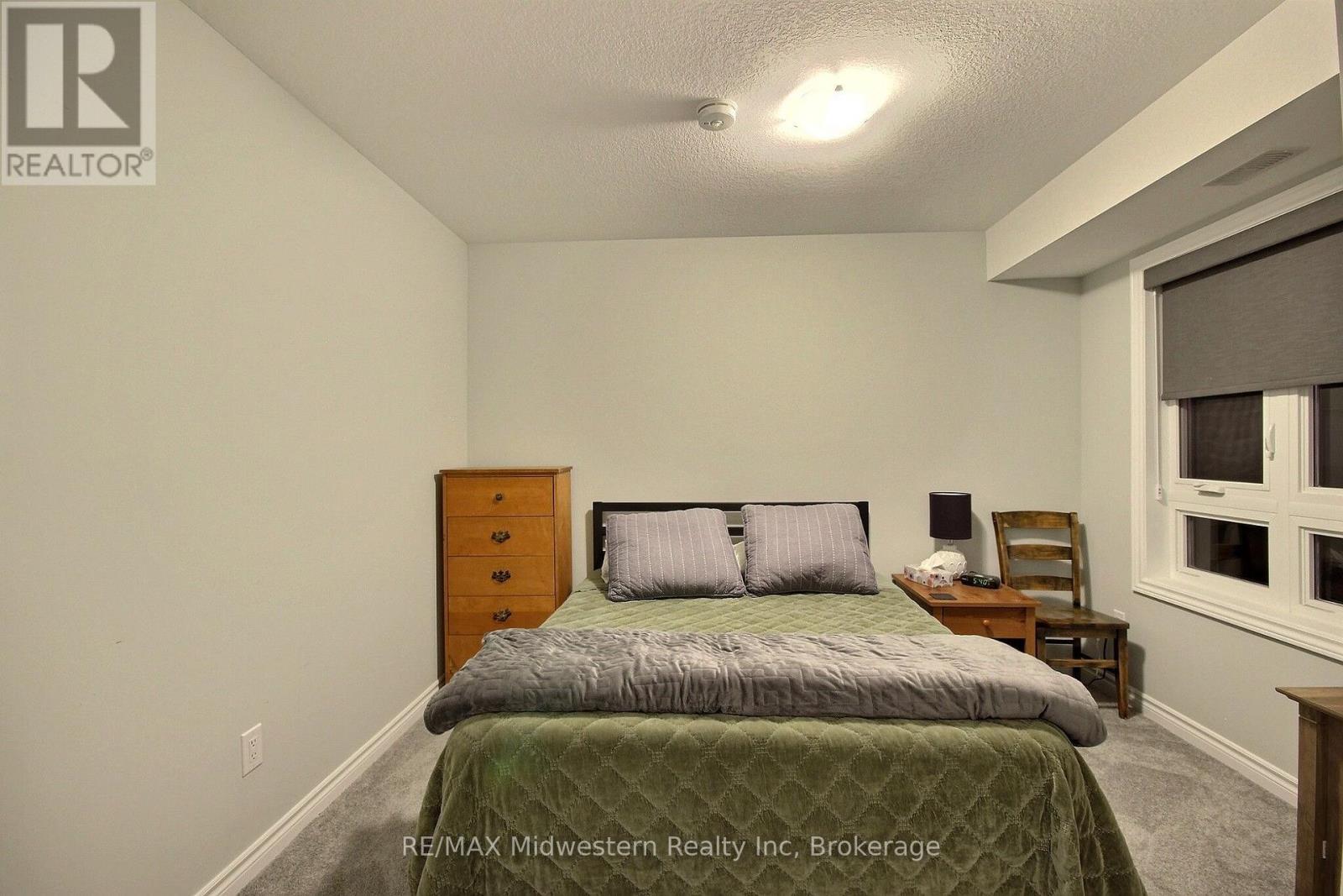 35 - 287 Chapel Hill Drive, Kitchener, Ontario  N2R 0S4 - Photo 12 - X13641638