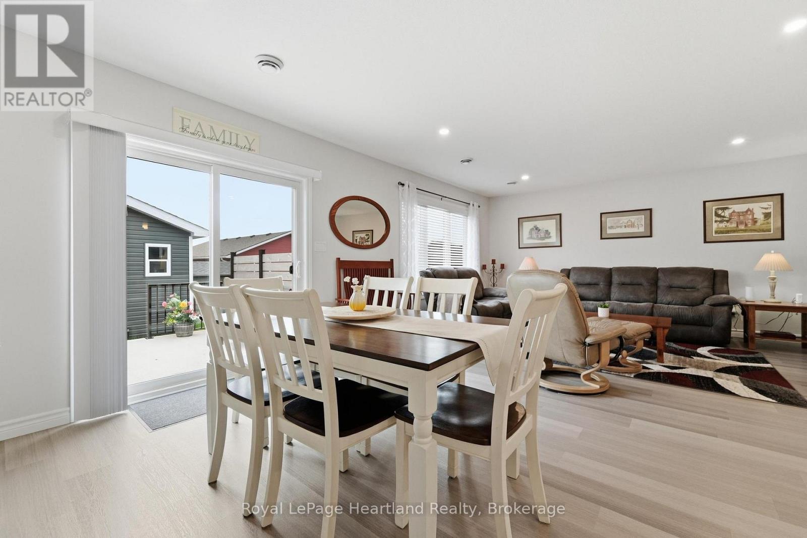 251 Lakebreeze Drive, Ashfield-Colborne-Wawanosh, Ontario  N7A 0B9 - Photo 13 - X13641750