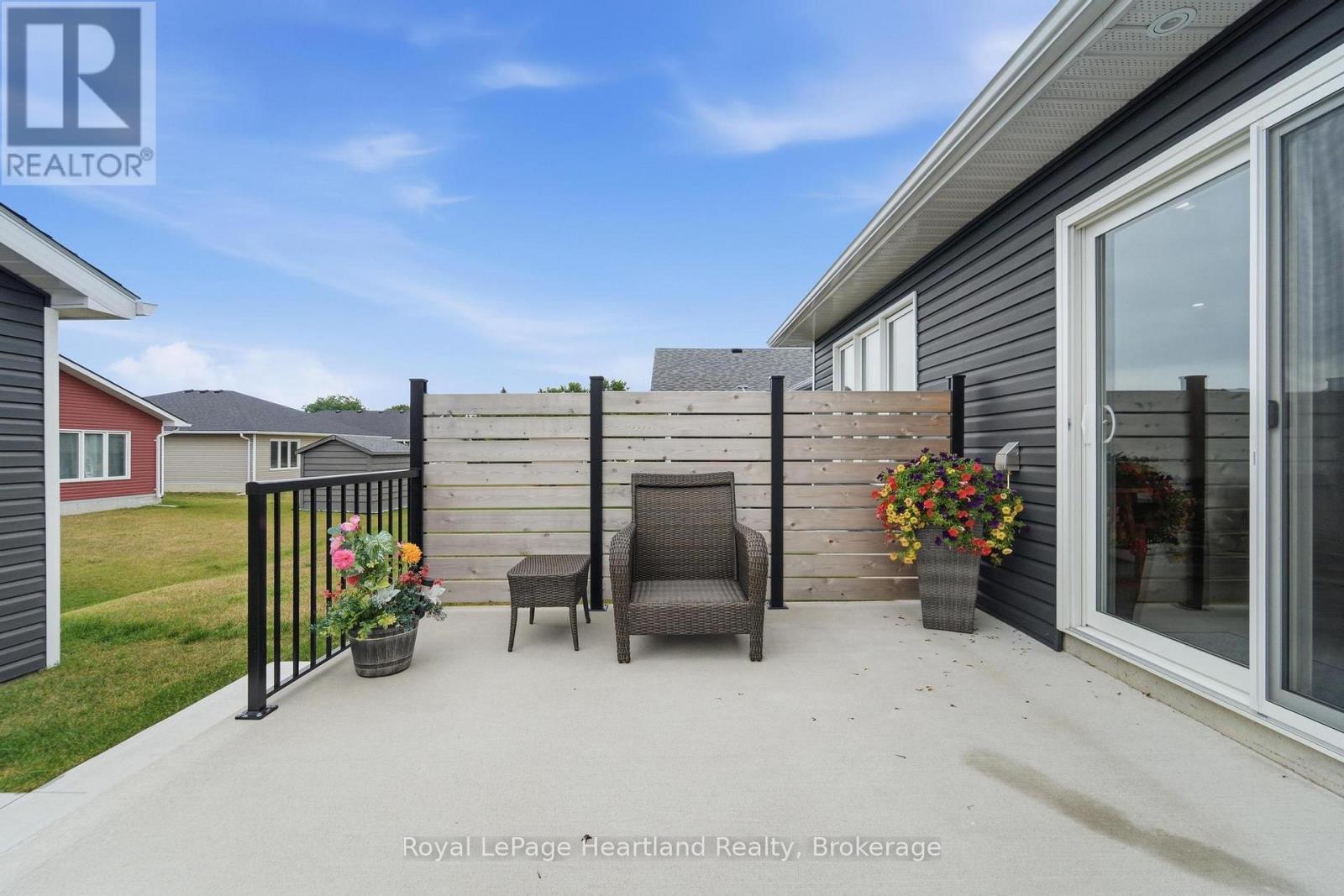 251 Lakebreeze Drive, Ashfield-Colborne-Wawanosh, Ontario  N7A 0B9 - Photo 24 - X13641750