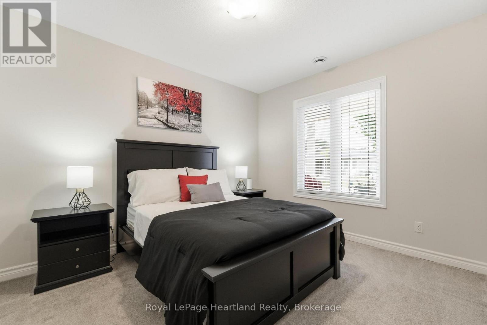 251 Lakebreeze Drive, Ashfield-Colborne-Wawanosh, Ontario  N7A 0B9 - Photo 4 - X13641750