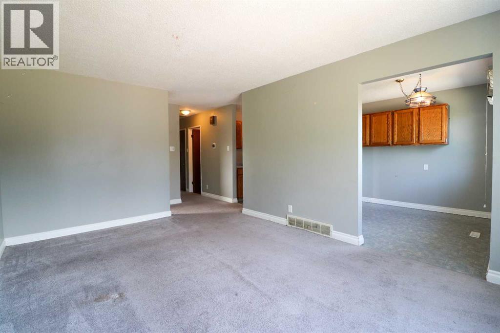 71 Laval Boulevard W, Lethbridge, Alberta  T1K 4E1 - Photo 6 - A2334874