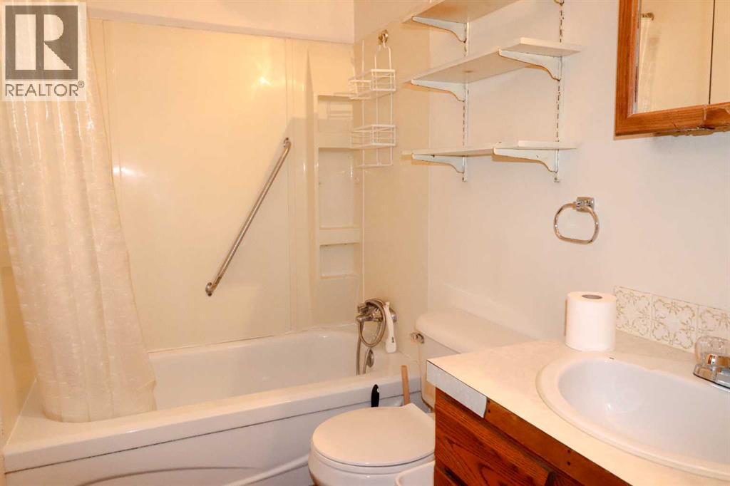 71 Laval Boulevard W, Lethbridge, Alberta  T1K 4E1 - Photo 19 - A2334874