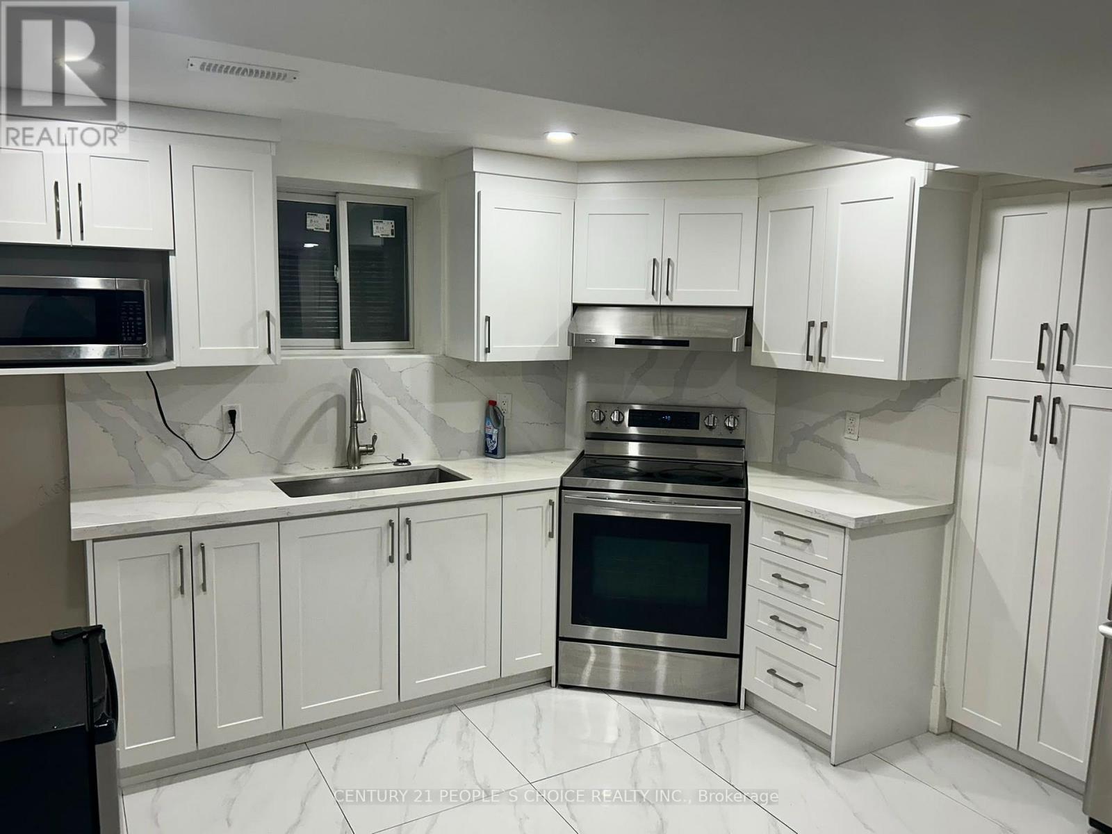 Bsmnt - 6929 Gooderham Estate Boulevard, Mississauga, Ontario L5W 1B4 - Photo 2 - W13639526