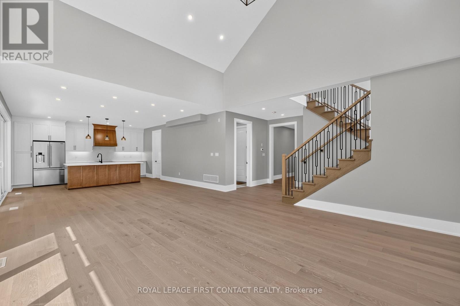 Upper - 929 7th Line, Innisfil, Ontario  L9S 4G1 - Photo 10 - N13641670