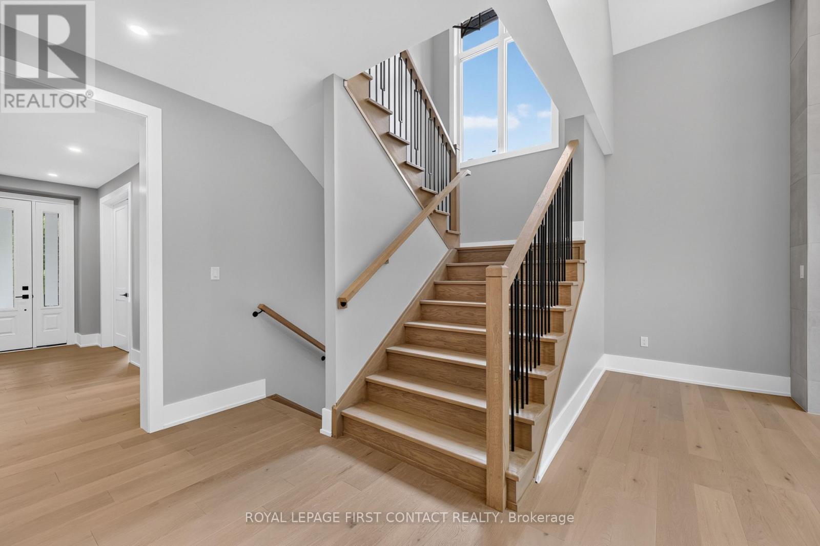 Upper - 929 7th Line, Innisfil, Ontario  L9S 4G1 - Photo 12 - N13641670