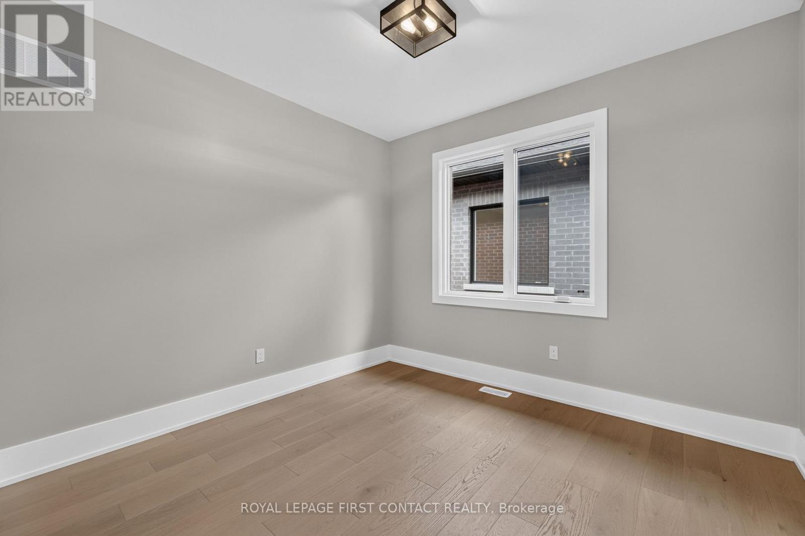 Upper - 929 7th Line, Innisfil, Ontario  L9S 4G1 - Photo 23 - N13641670