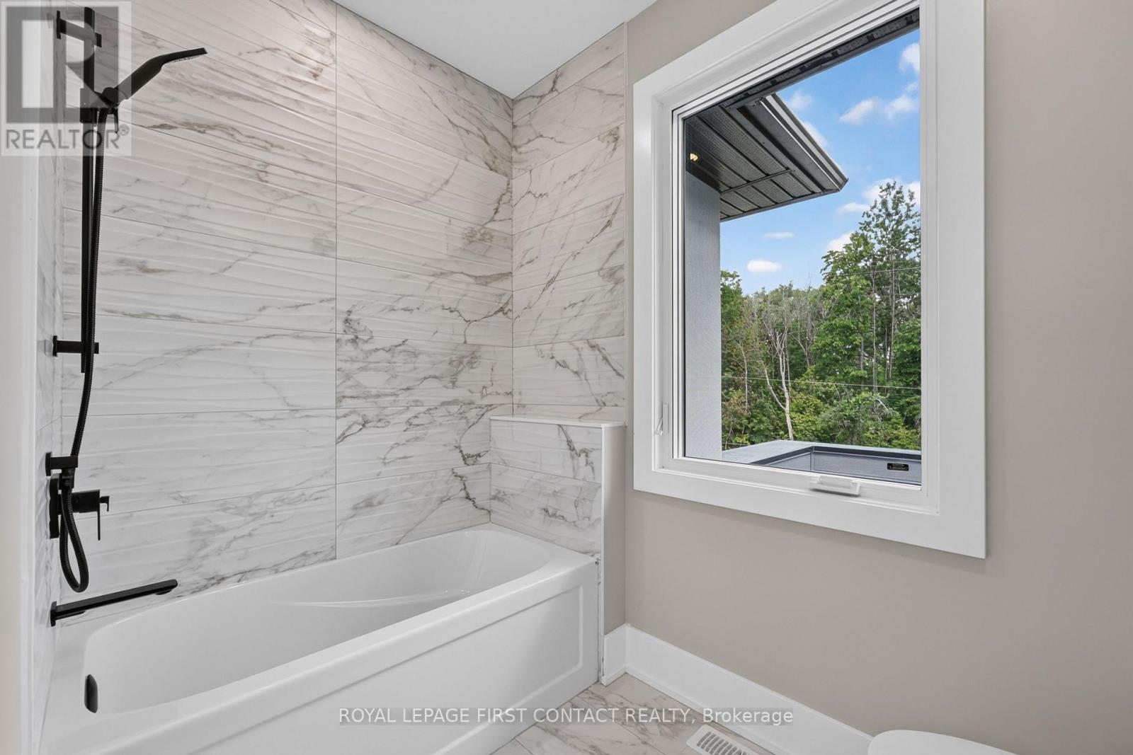 Upper - 929 7th Line, Innisfil, Ontario  L9S 4G1 - Photo 24 - N13641670