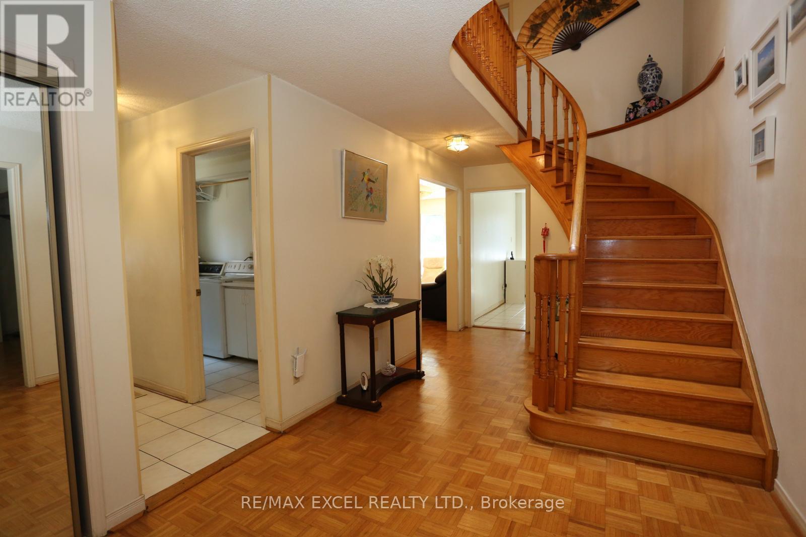 93 Olivewood Drive, Markham, Ontario  L3S 3E2 - Photo 16 - N13641754