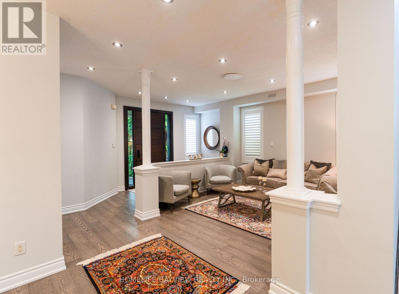 42 Shadow Falls Drive, Richmond Hill, Ontario  L4E 4J7 - Photo 8 - N13641758