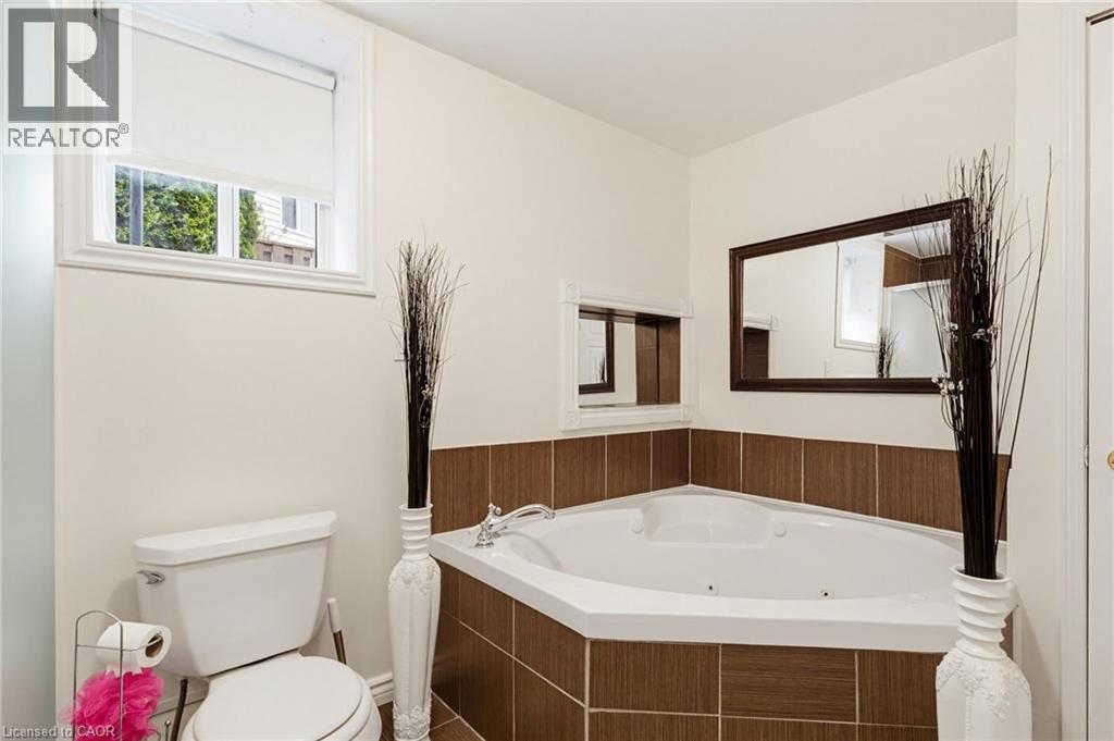 47 Hannah Crescent, Hamilton, Ontario  L9B 2V4 - Photo 13 - 40829540
