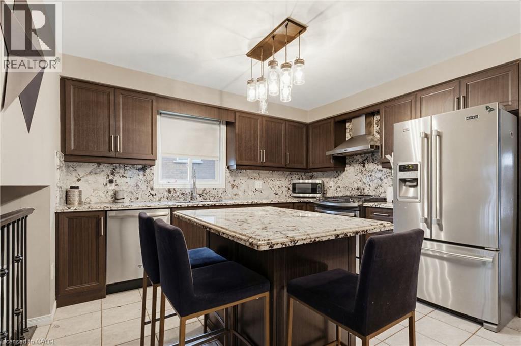 47 Hannah Crescent, Hamilton, Ontario  L9B 2V4 - Photo 5 - 40829540