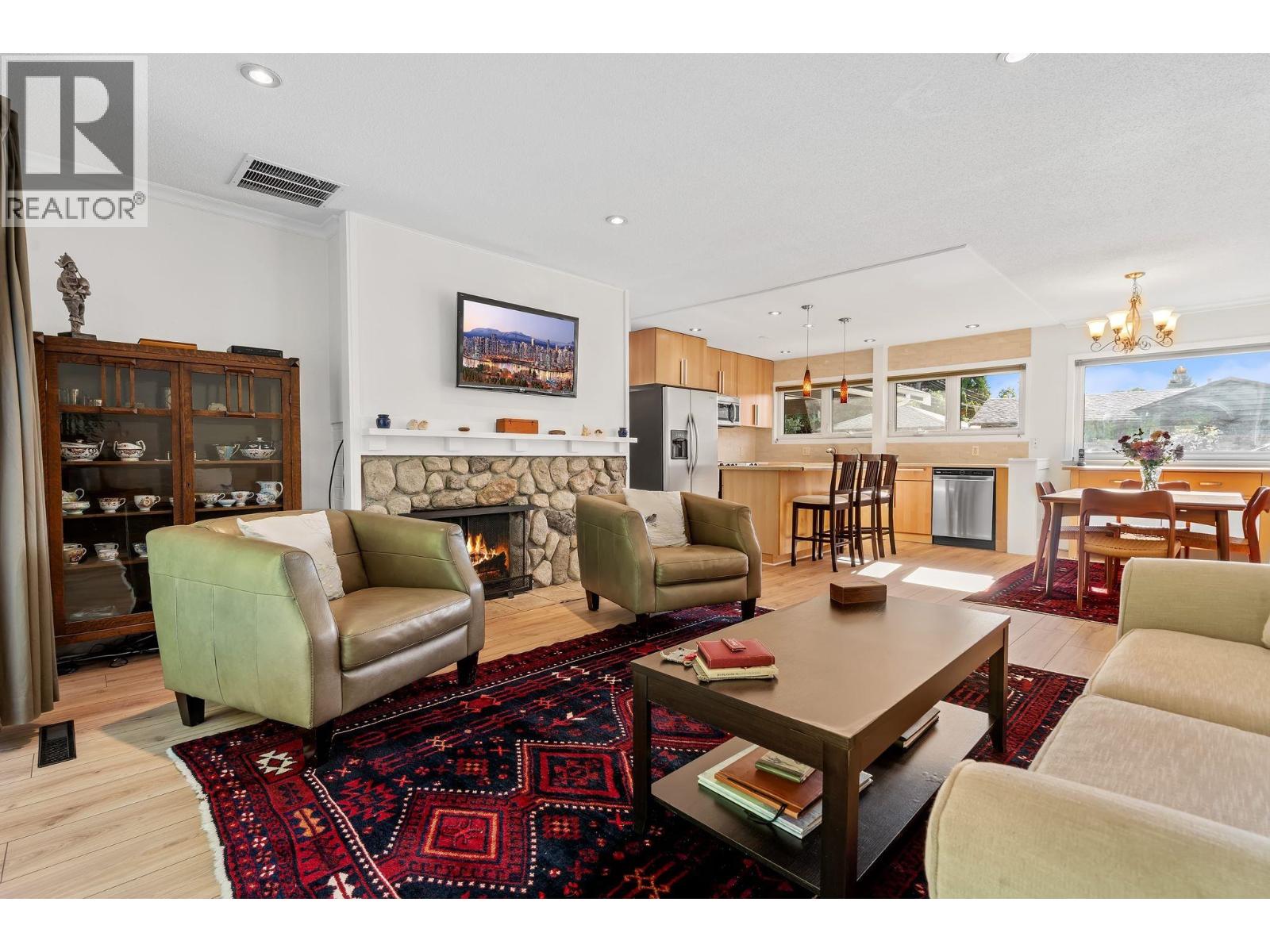 1216 Pinewood Crescent, North Vancouver, British Columbia  V7P 1E9 - Photo 15 - R3151861