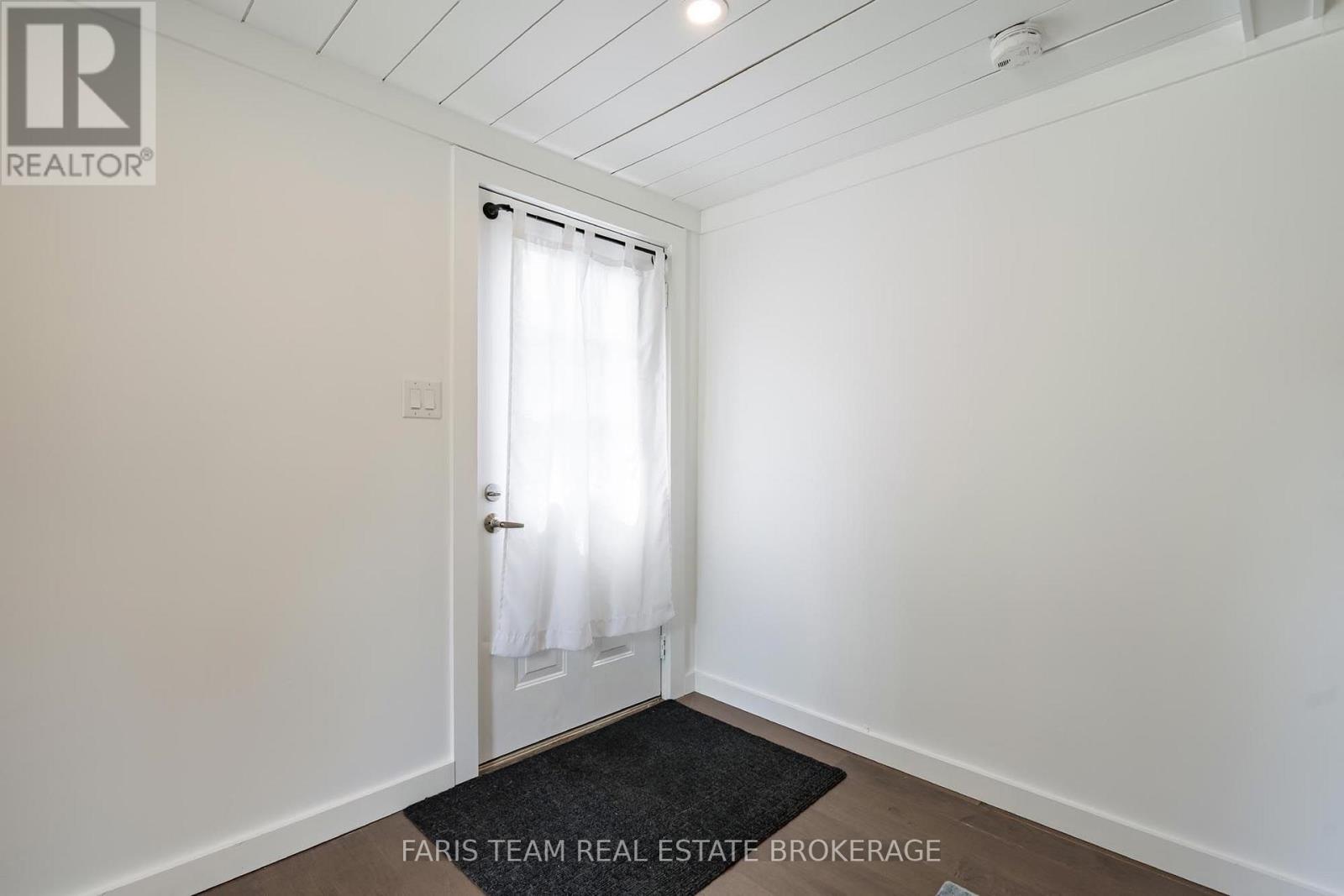 204 Cox Mill Road, Barrie (Painswick North), Ontario  L4N 4G5 - Photo 5 - S13641650