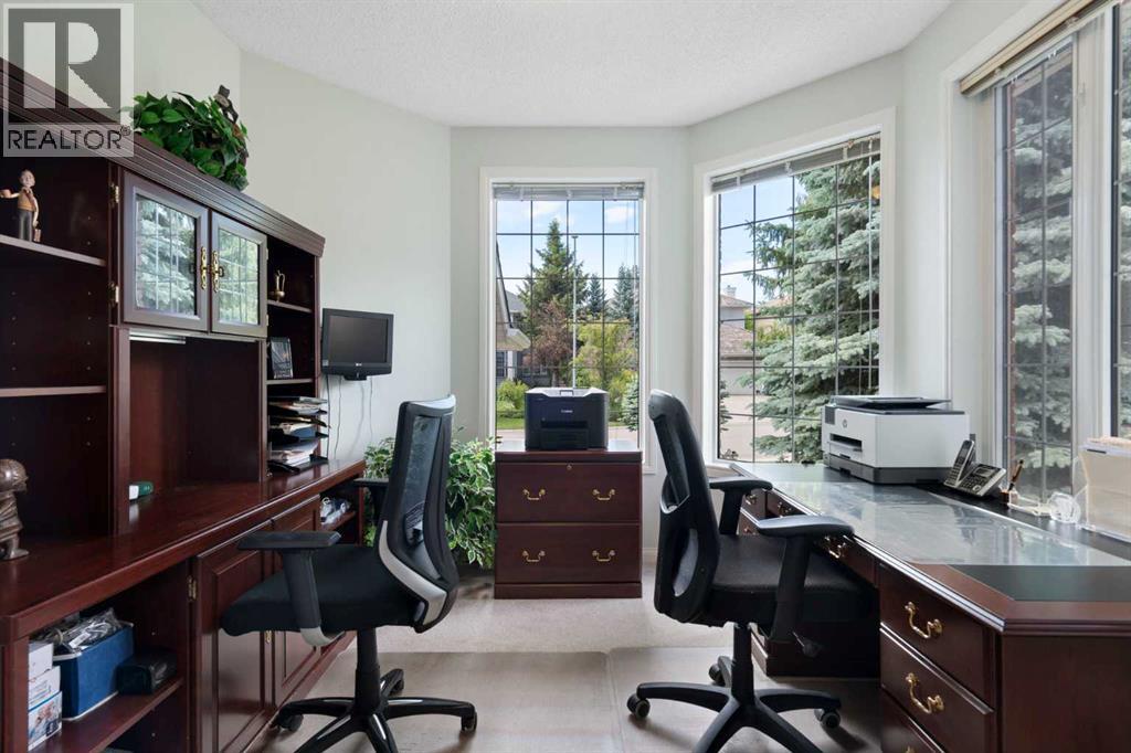 1649 Evergreen Hill SW, Calgary, Alberta  T2Y 3B6 - Photo 8 - A2327153