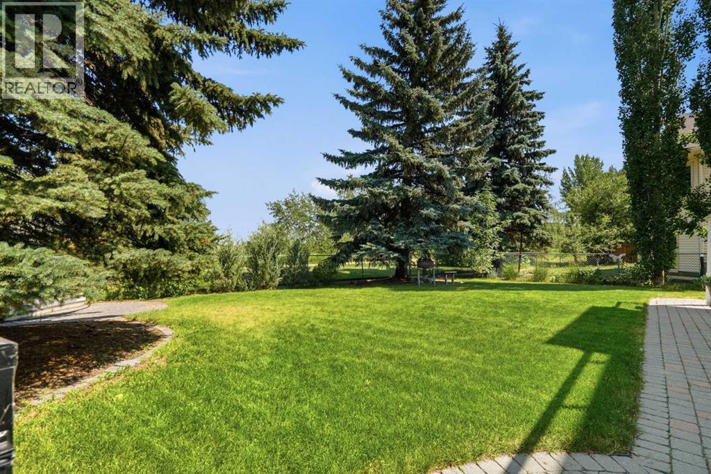 12078 Diamond View SE, Calgary, Alberta  T2J 7B2 - Photo 35 - A2333767