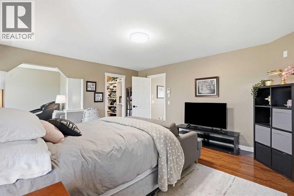 12078 Diamond View SE, Calgary, Alberta  T2J 7B2 - Photo 15 - A2333767