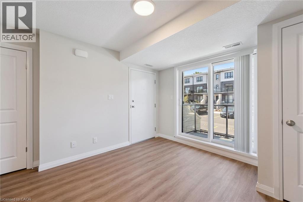 410 Northfield Drive W Unit# D9, Waterloo, Ontario  N2V 0J3 - Photo 4 - 40852817