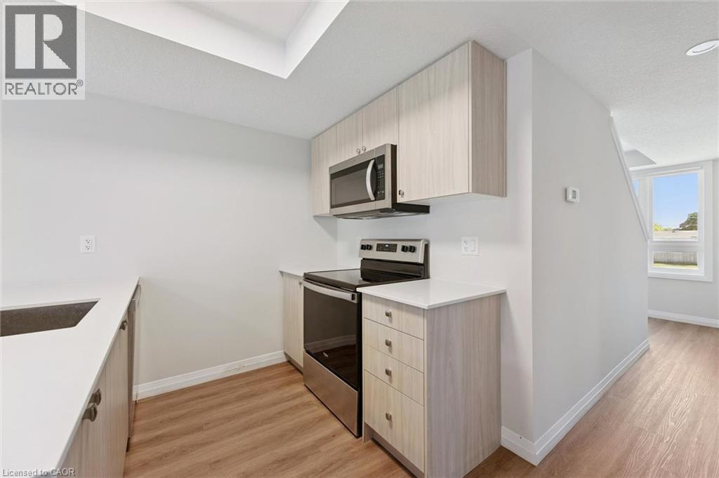 410 Northfield Drive W Unit# D9, Waterloo, Ontario  N2V 0J3 - Photo 8 - 40852817