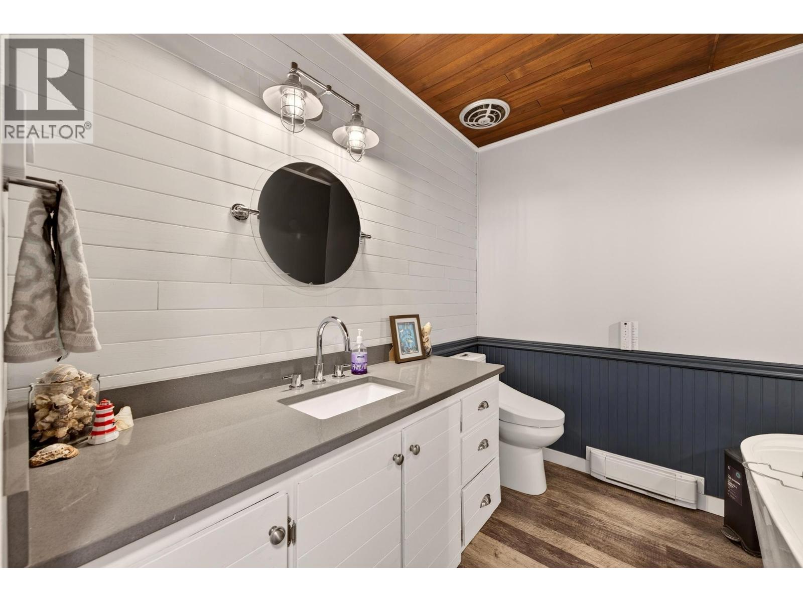 506 5th Street, Golden, British Columbia V0A 1H0 - Photo 40 - 10394196
