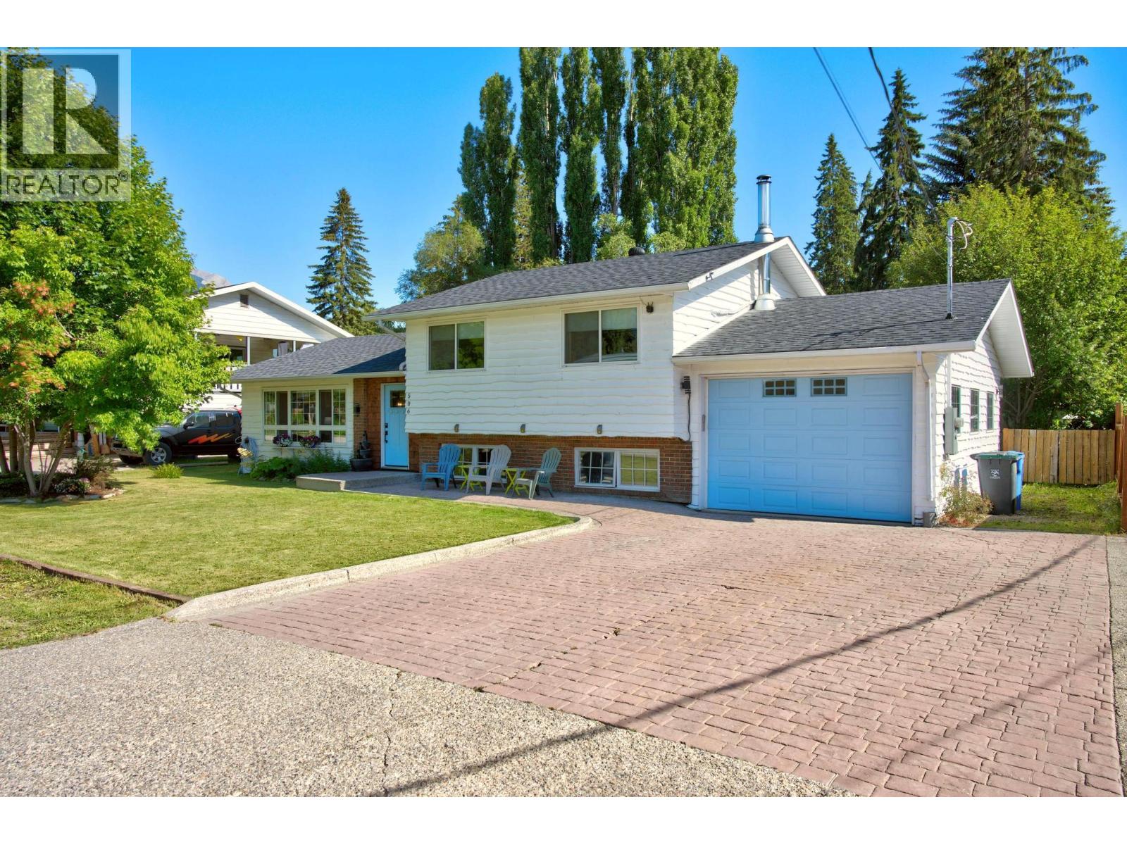 506 5th Street, Golden, British Columbia V0A 1H0 - Photo 71 - 10394196