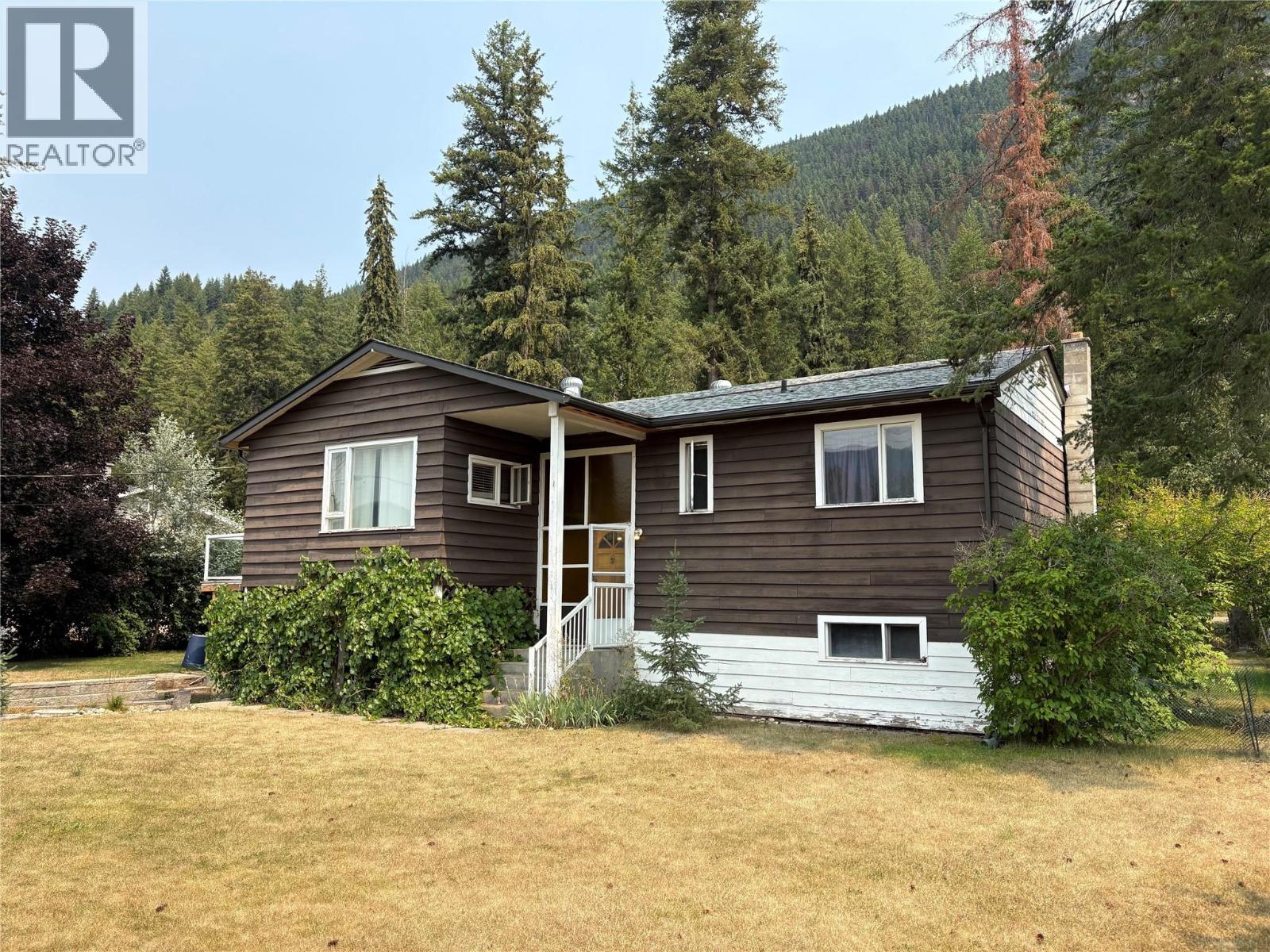 1421 Davy Road, Clearwater, British Columbia  V0E 1N0 - Photo 23 - 10394734