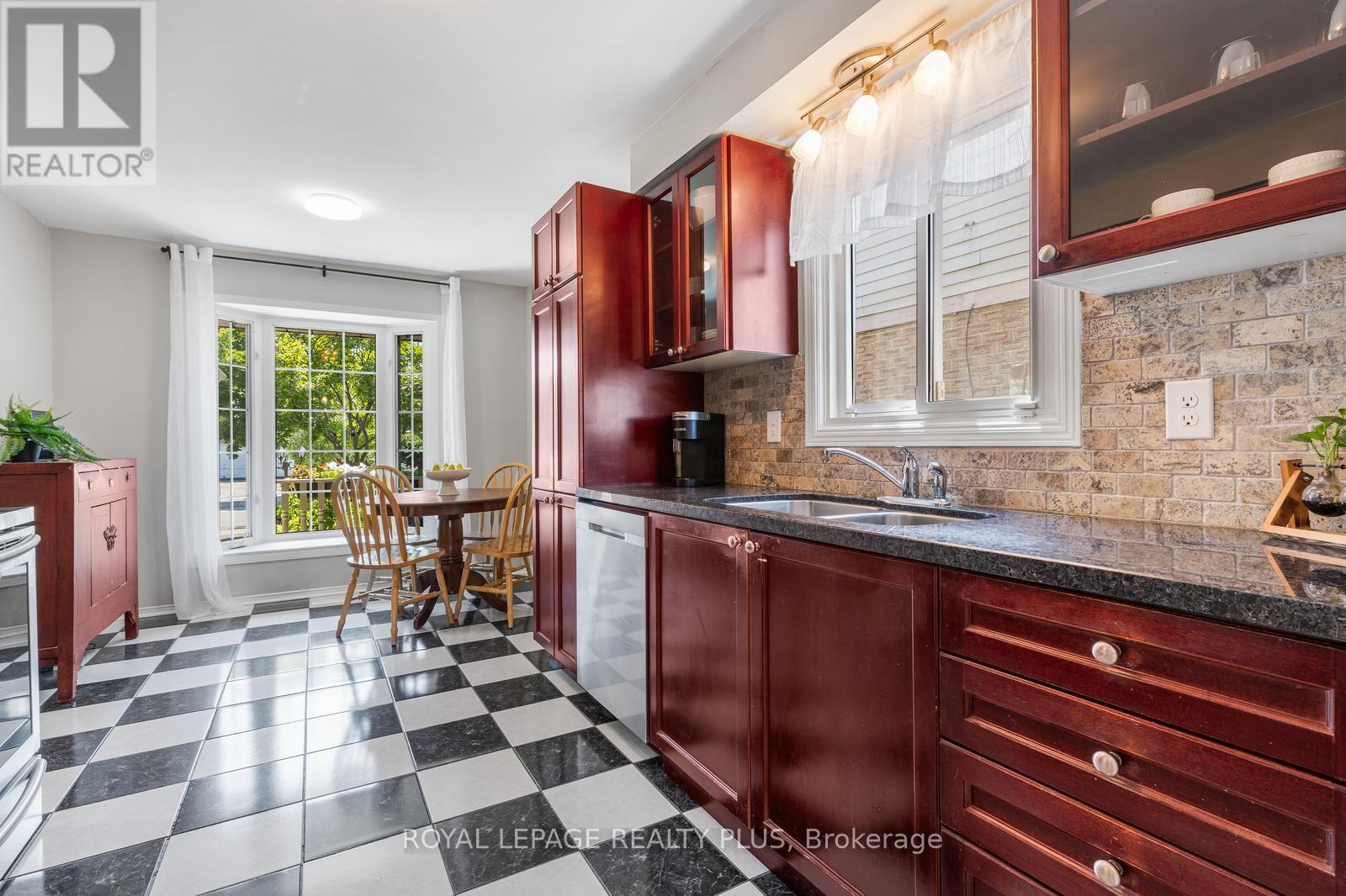 3189 Coldstream Road, Mississauga, Ontario  L5L 5J7 - Photo 18 - W13641562