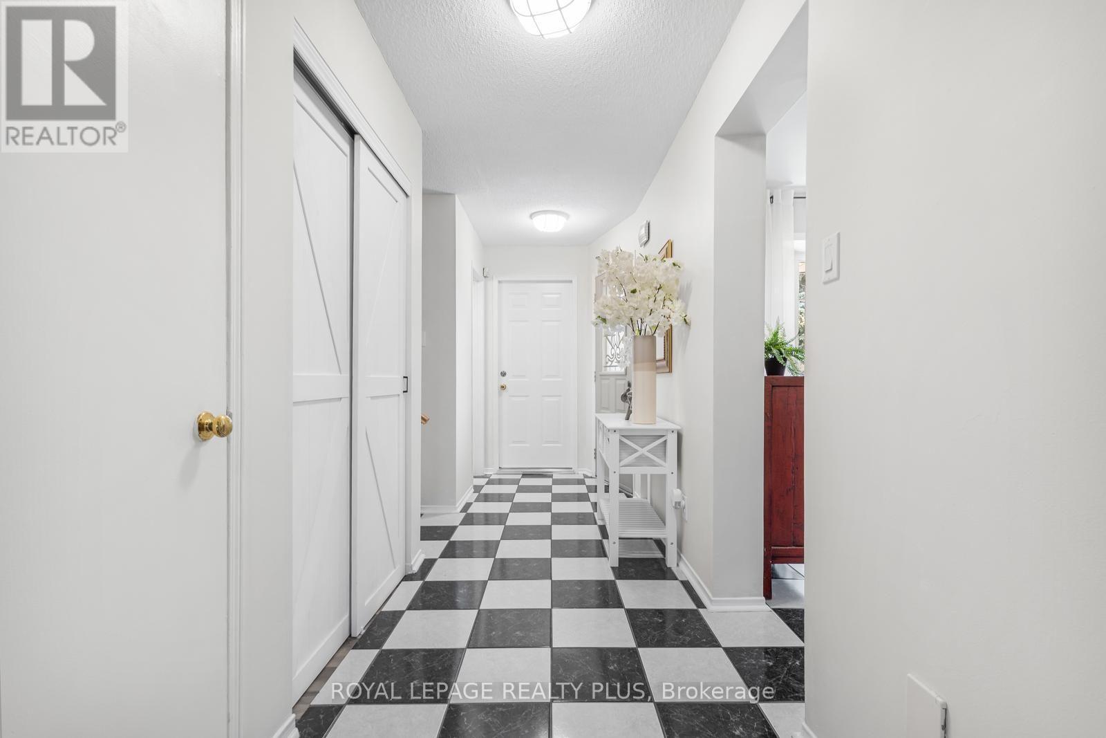 3189 Coldstream Road, Mississauga, Ontario  L5L 5J7 - Photo 7 - W13641562