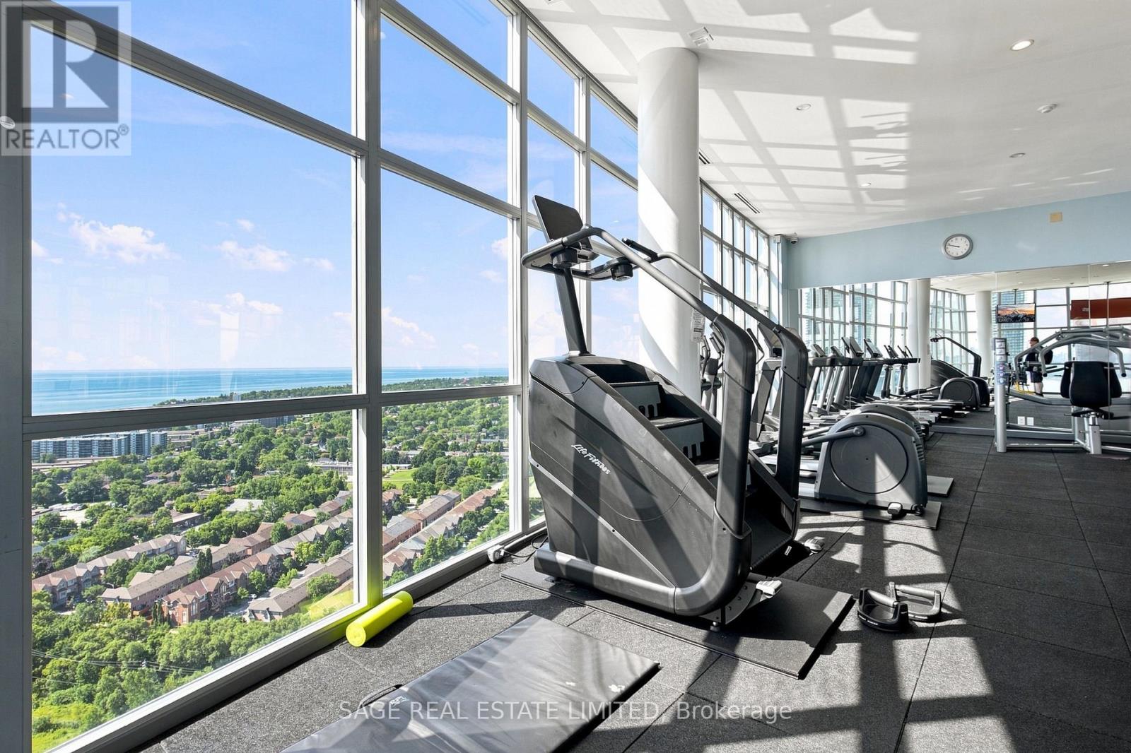 1428 - 165 Legion Road N, Toronto, Ontario  M8Y 0B3 - Photo 15 - W13641602