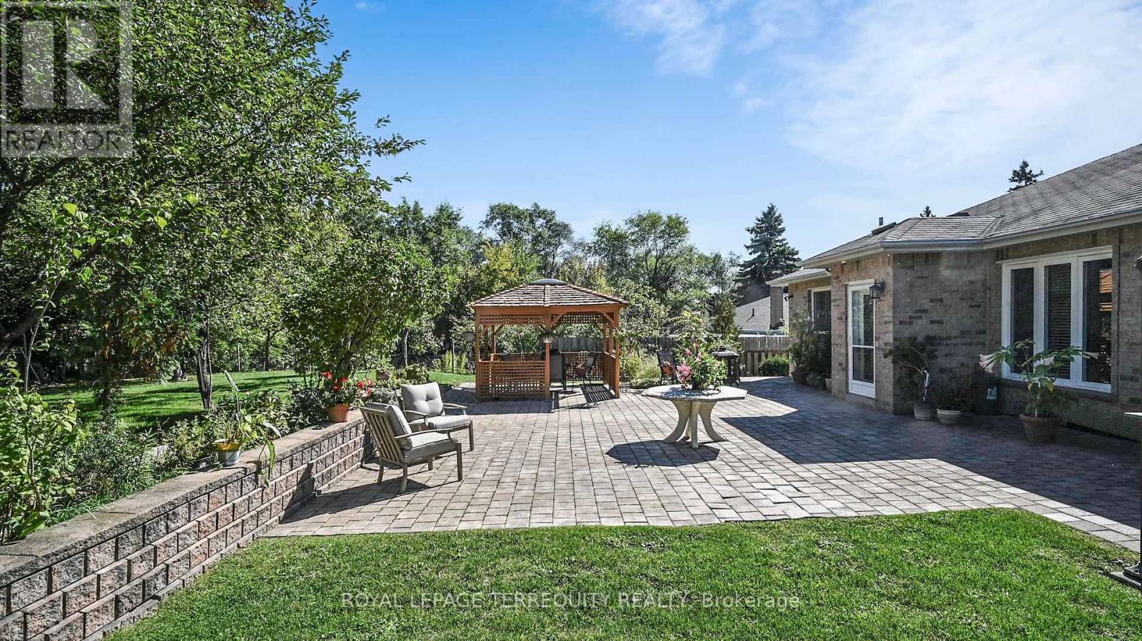 134 Hadrian Drive, Toronto, Ontario  M9W 1V4 - Photo 44 - W13641632