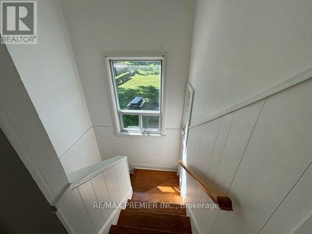 21 Aura Lea Boulevard, Toronto, Ontario  M9M 1K2 - Photo 13 - W13641636