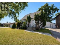 21 AURA LEA BOULEVARD, Toronto, Ontario