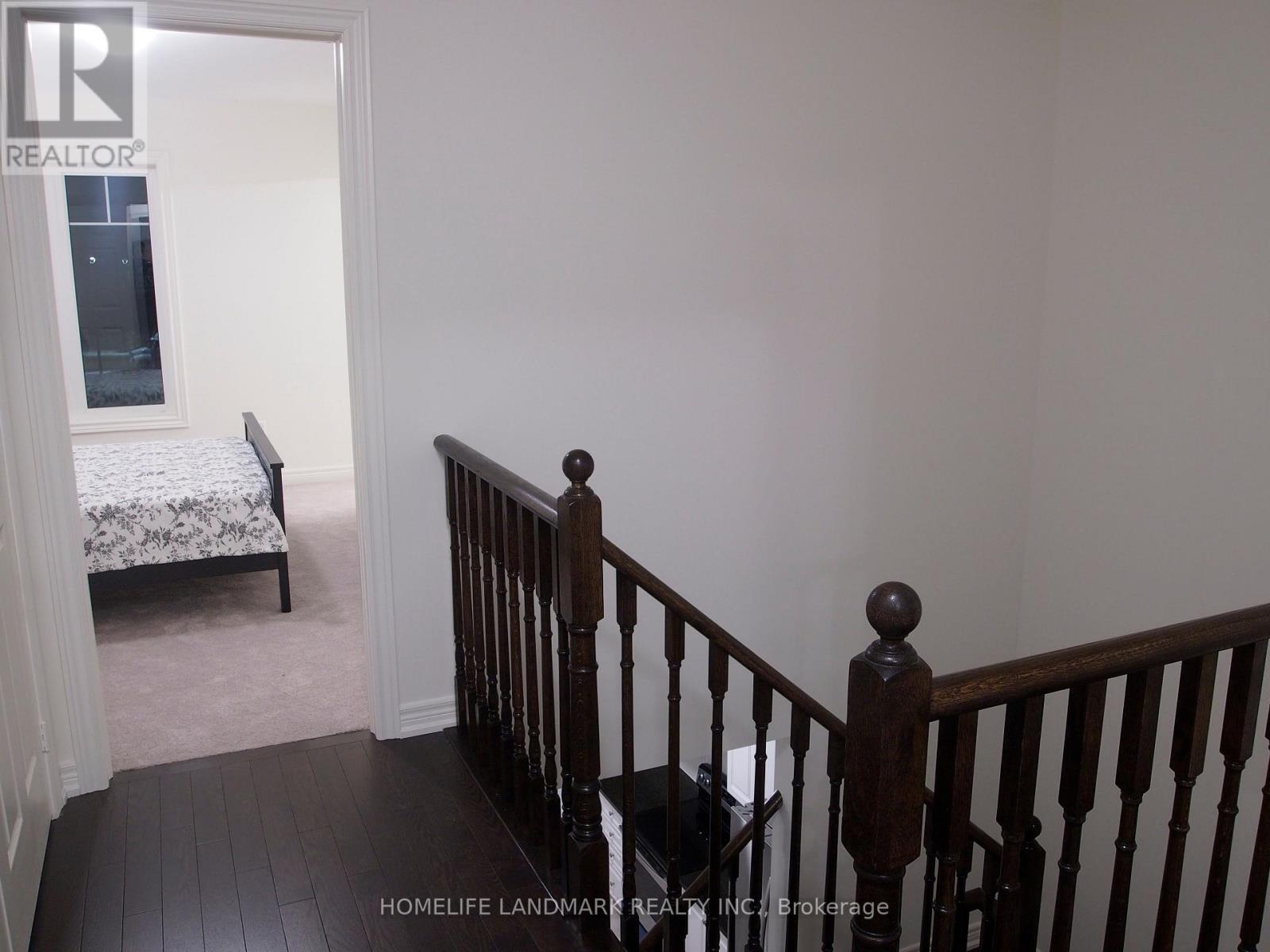 3944 Tufgar Crescent, Burlington, Ontario L7M 1P8 - Photo 9 - W13641700