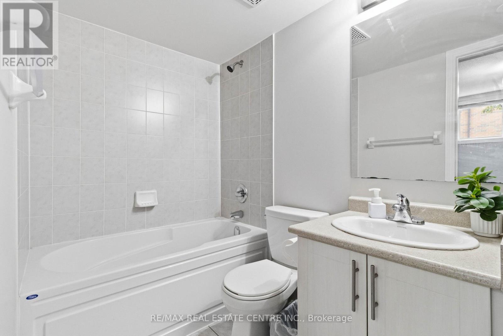 9-01 - 2420 Baronwood Drive, Oakville, Ontario  L6M 0X6 - Photo 30 - W13641744