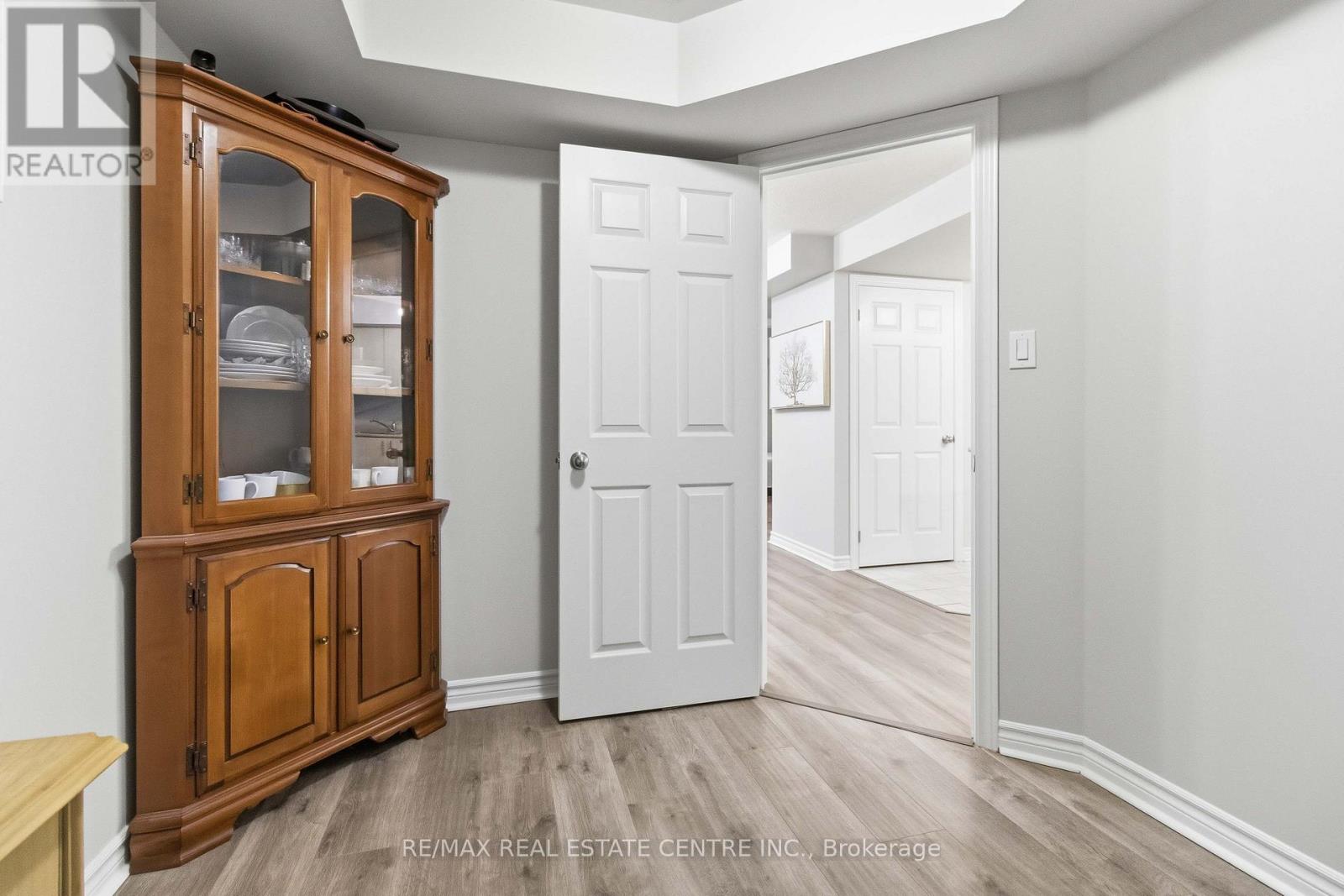 9-01 - 2420 Baronwood Drive, Oakville, Ontario  L6M 0X6 - Photo 33 - W13641744