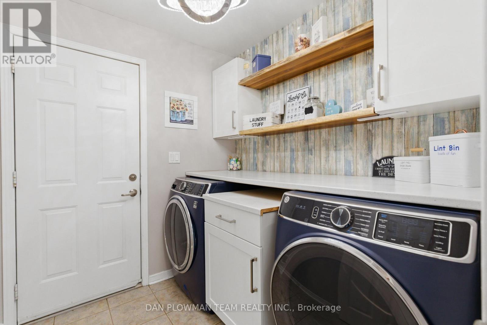 28 Bayshore Drive, Loyalist, Ontario  K0H 1G0 - Photo 17 - X13641544