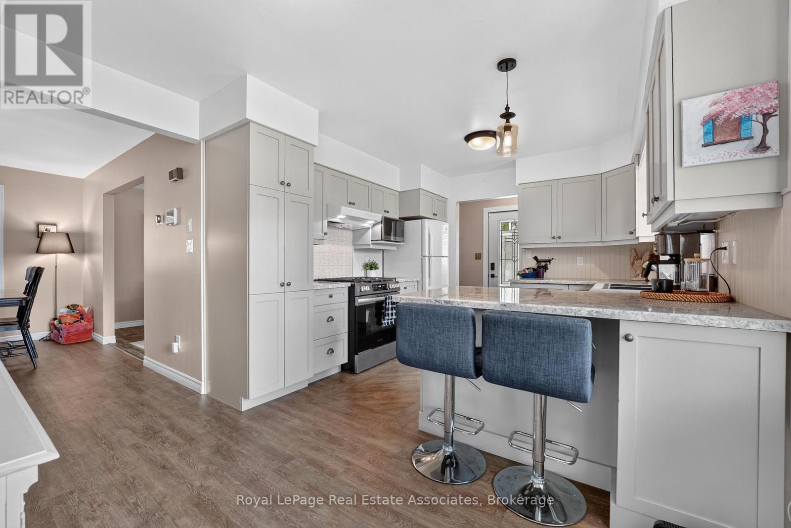 304 Eliza Street, Wellington North, Ontario N0G 1A0 - Photo 12 - X13641564