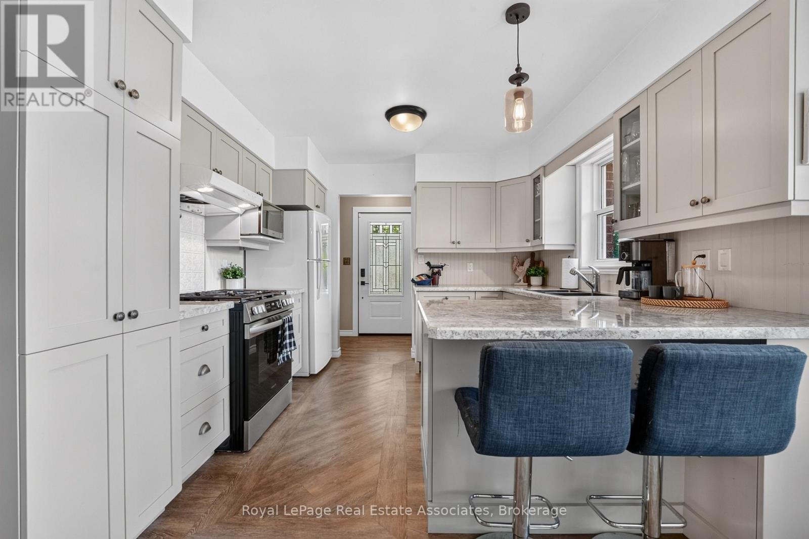 304 Eliza Street, Wellington North, Ontario N0G 1A0 - Photo 13 - X13641564