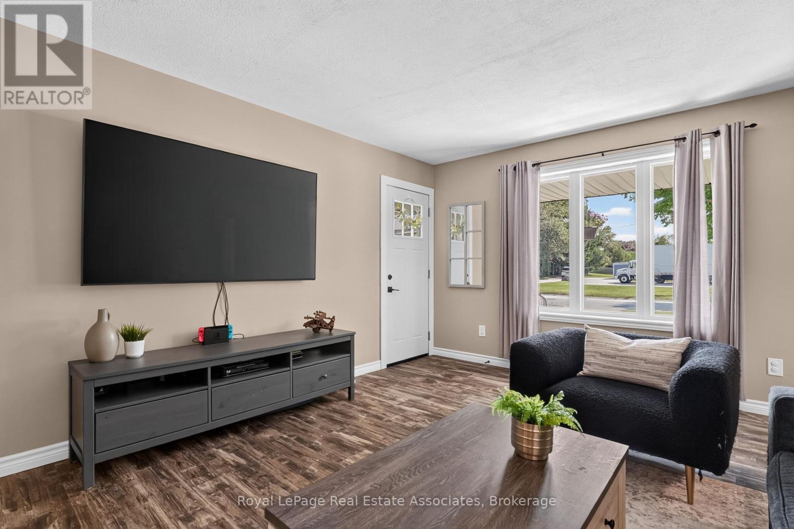 304 Eliza Street, Wellington North, Ontario N0G 1A0 - Photo 17 - X13641564