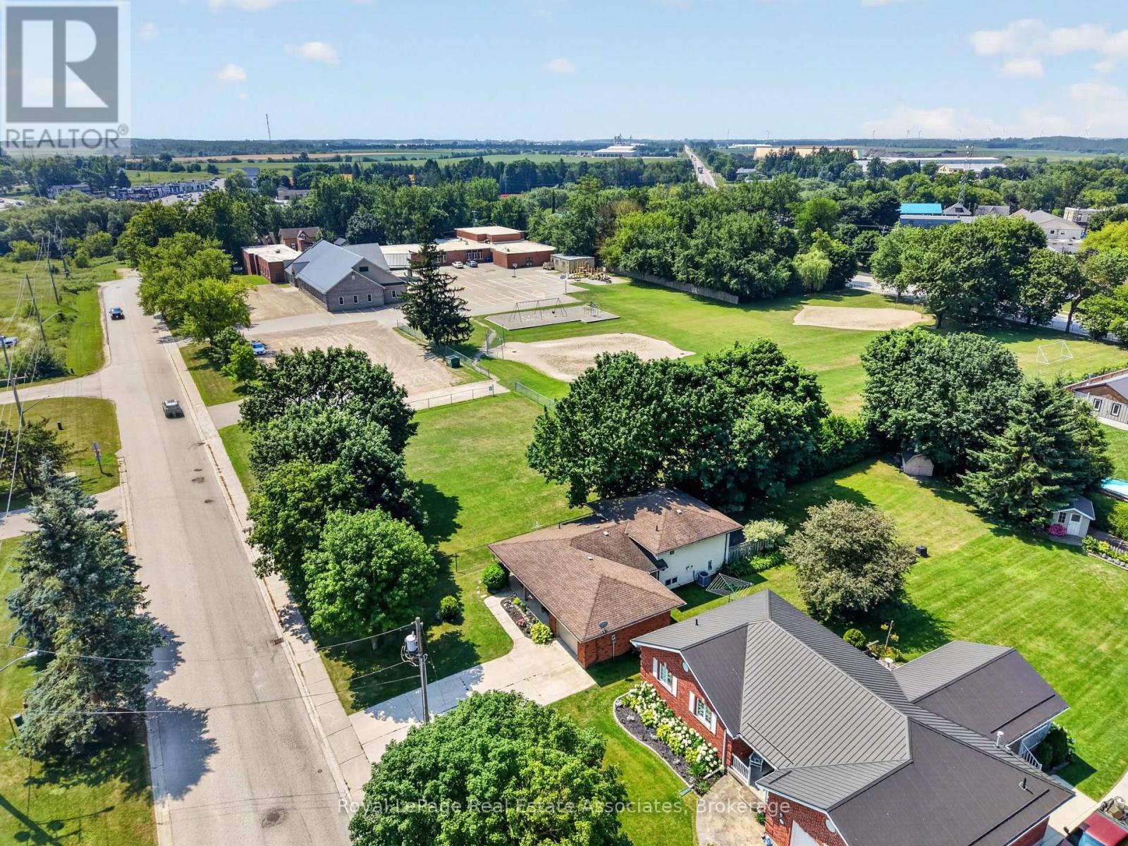 304 Eliza Street, Wellington North, Ontario N0G 1A0 - Photo 48 - X13641564