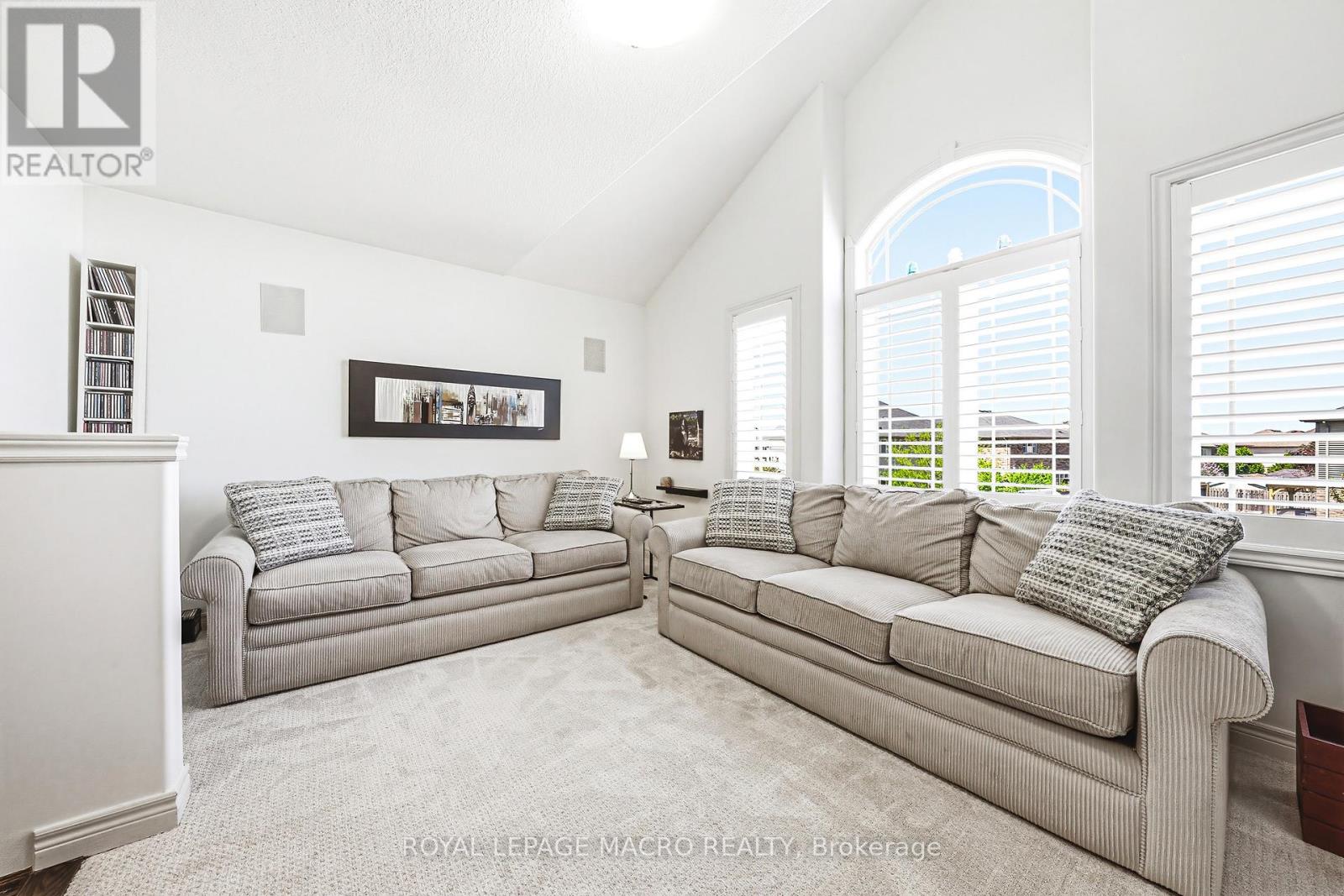 32 Dulgaren Street, Hamilton, Ontario  L8W 3Y8 - Photo 16 - X13641676