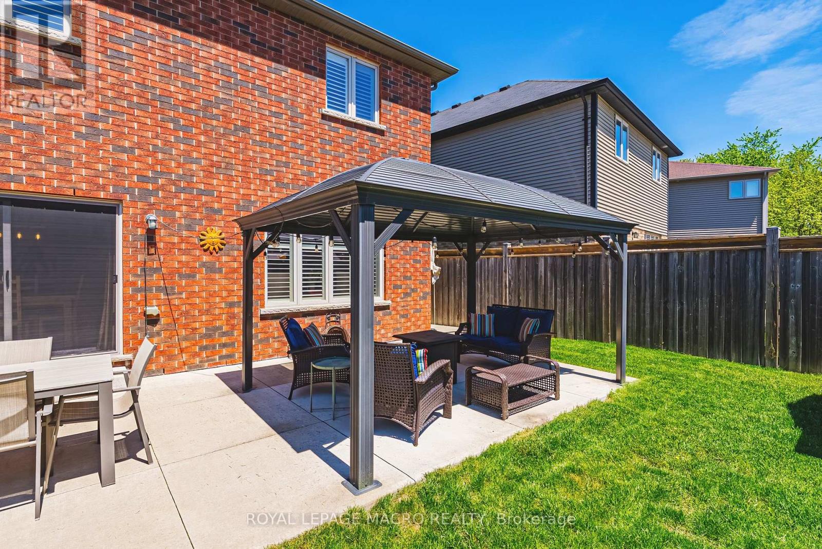 32 Dulgaren Street, Hamilton, Ontario  L8W 3Y8 - Photo 30 - X13641676