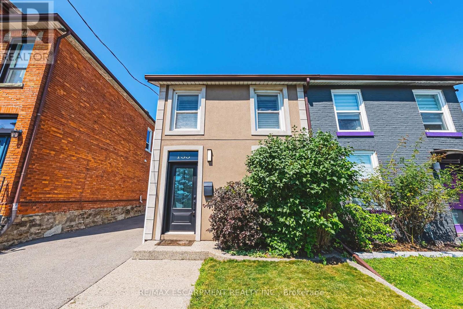 153 Elgin Street, Hamilton, Ontario  L8L 4Y1 - Photo 2 - X13641680