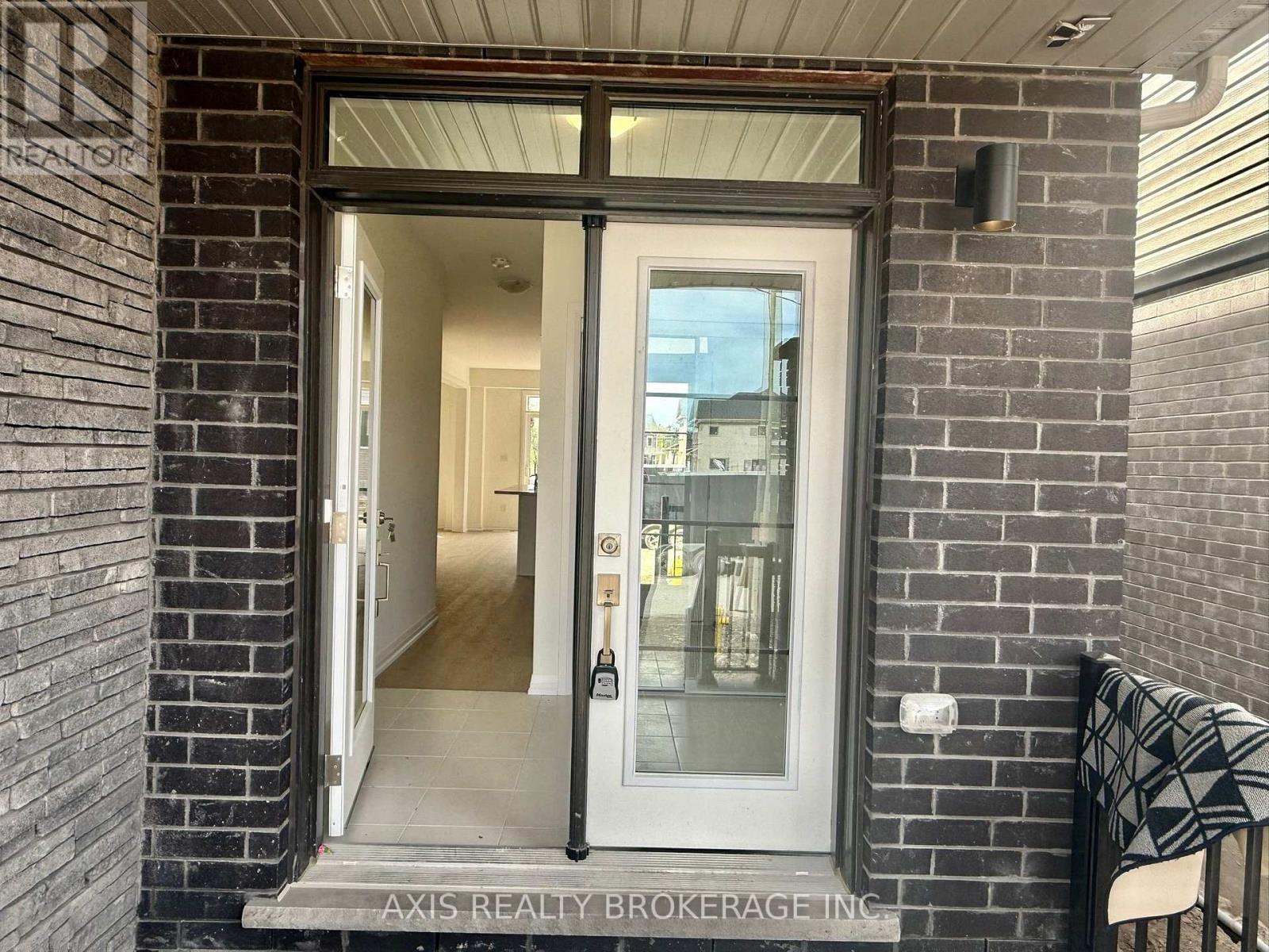 47 Picard Street, Woolwich, Ontario  N0B 1M0 - Photo 2 - X13641682
