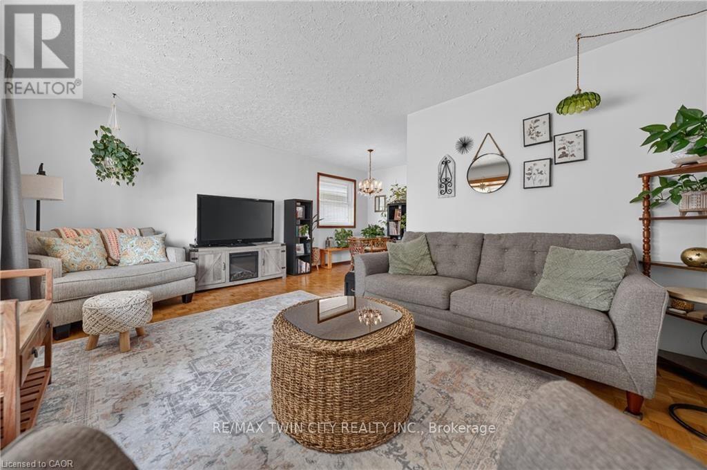 111 Kimberly Crescent, Cambridge, Ontario  N2E 1C8 - Photo 13 - X13641738