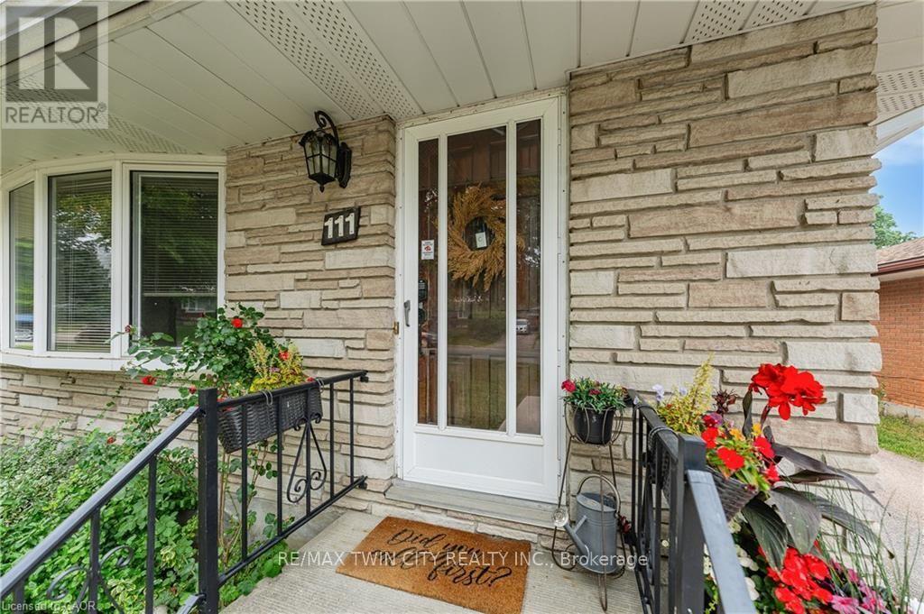 111 Kimberly Crescent, Cambridge, Ontario  N2E 1C8 - Photo 7 - X13641738