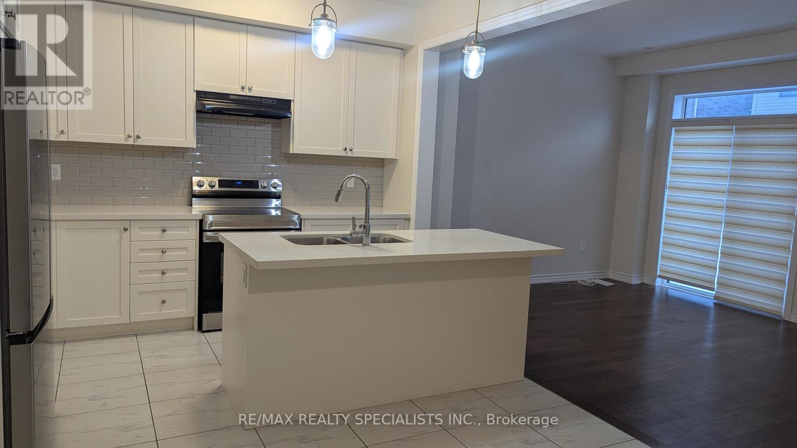 29 Gunn Avenue, Brantford, Ontario  N3T 0V3 - Photo 4 - X13641756
