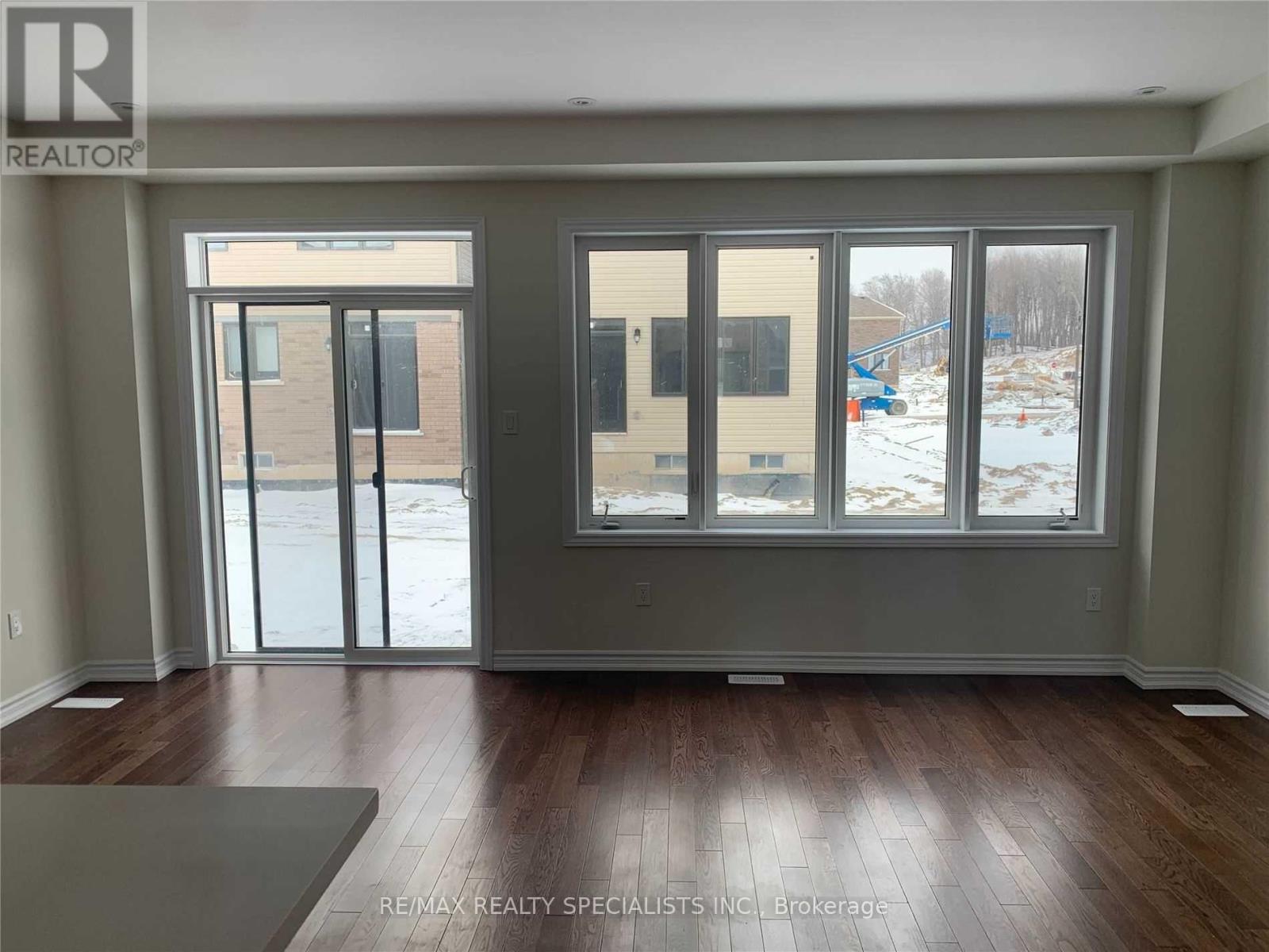 29 Gunn Avenue, Brantford, Ontario  N3T 0V3 - Photo 9 - X13641756